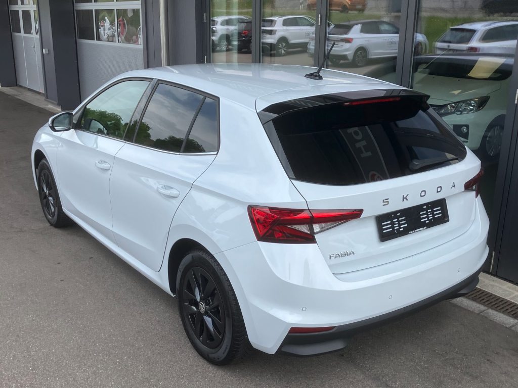 SKODA FABIA 1.0 TSI Selection DSG, Benzin, Occasion / Gebraucht, Automatik - 3