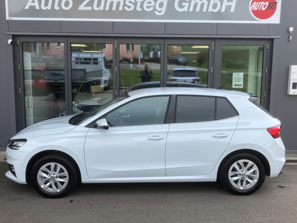 SKODA FABIA 1.0 TSI Selection DSG, Benzin, Occasion / Gebraucht, Automatik - 2