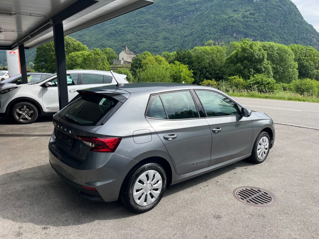 SKODA FABIA 1.0 MPI Active, Petrol, Second hand / Used, Manual - 3