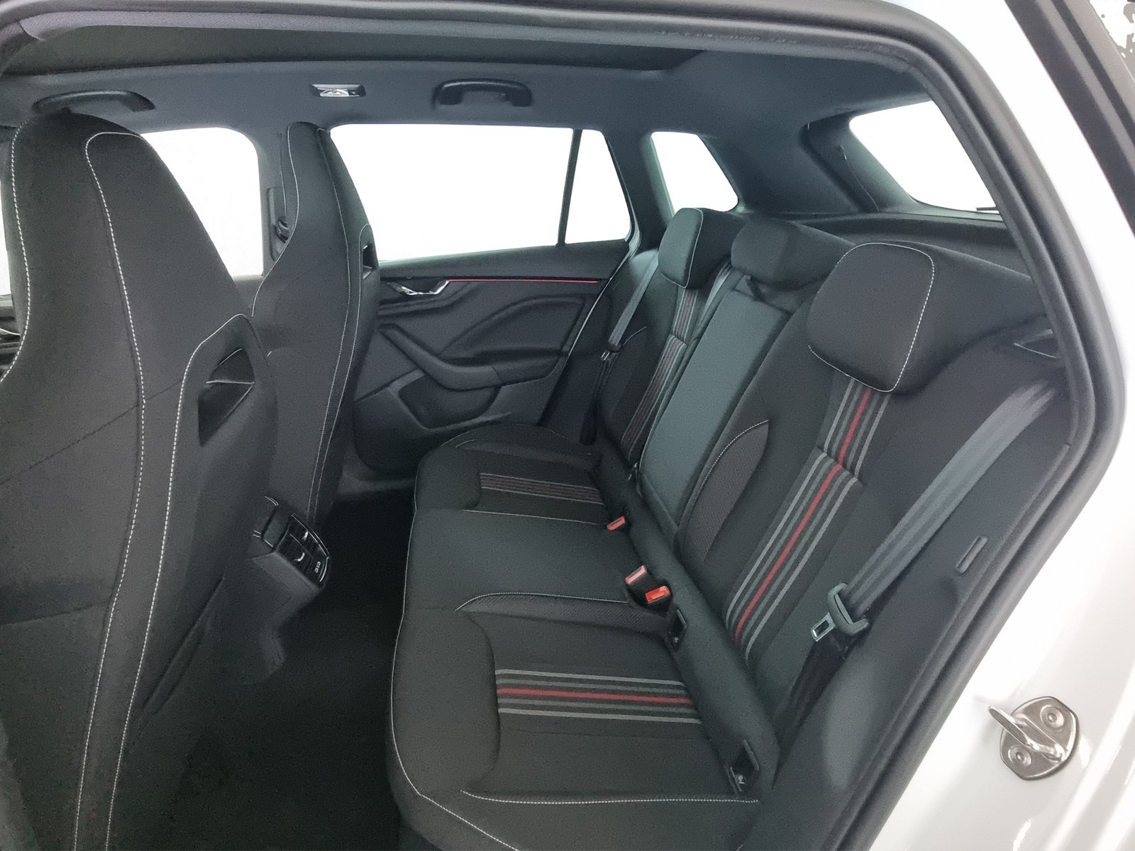 SKODA Kamiq 1.5 TSI Monte Carlo DSG, Benzina, Automatico - 7