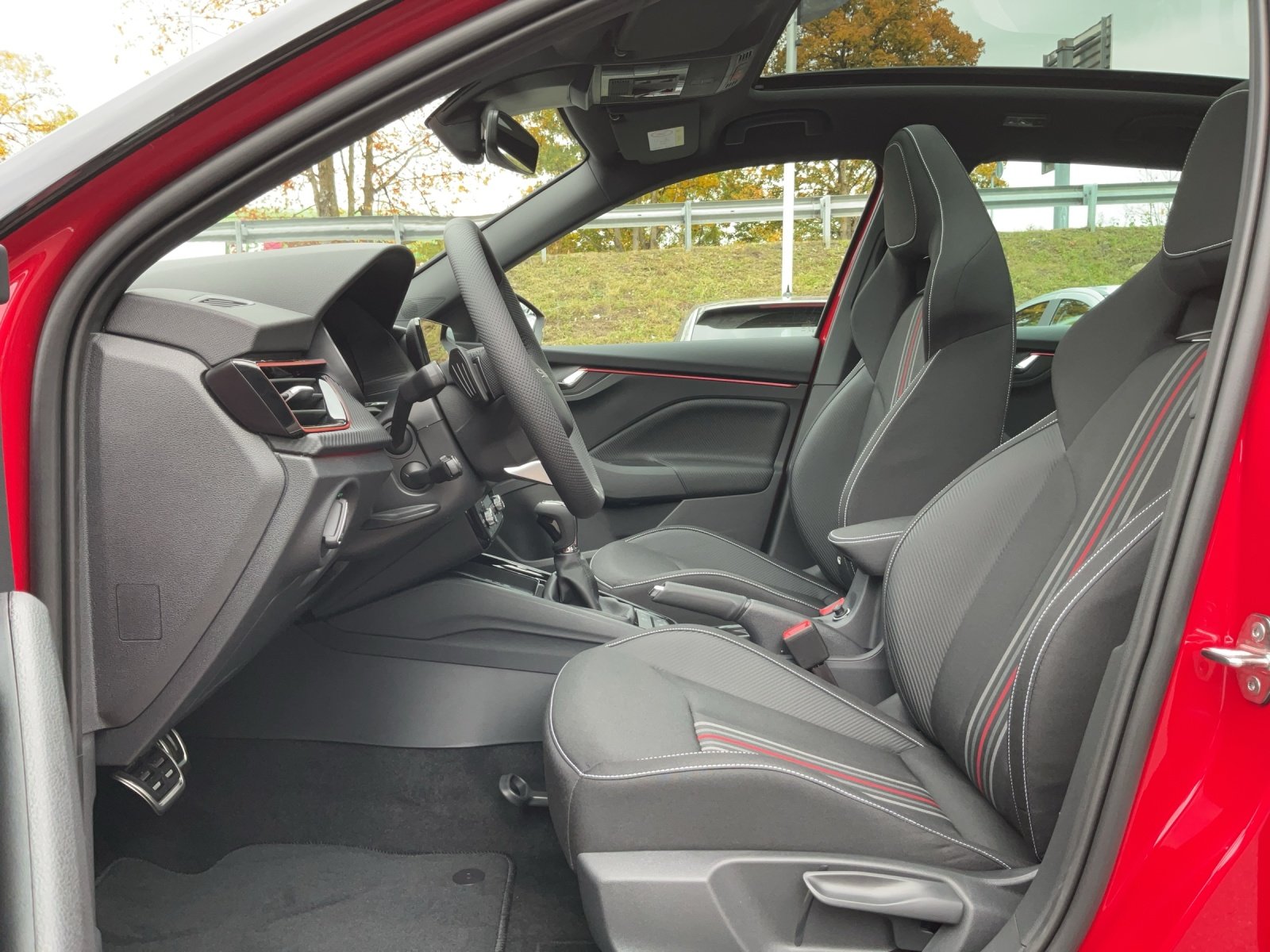 SKODA Kamiq 1.5 TSI Monte Carlo DSG, Essence, Voiture nouvelle, Automatique - 6