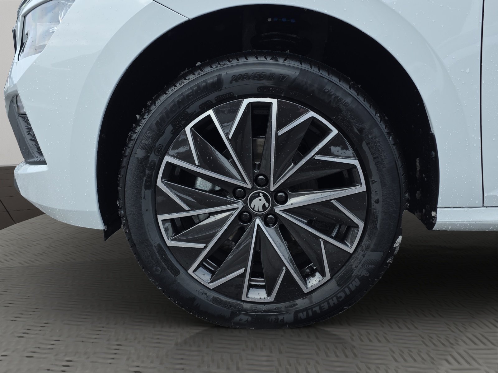 SKODA Kamiq 1.0 TSI Dynamic DSG, Benzin, Neuwagen, Automatik - 7