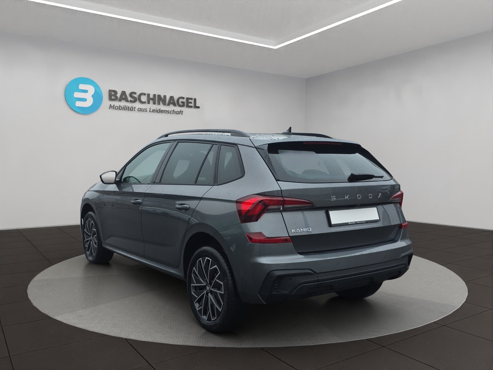 SKODA Kamiq 1.5 TSI Dynamic DSG, Petrol, New car, Automatic - 3