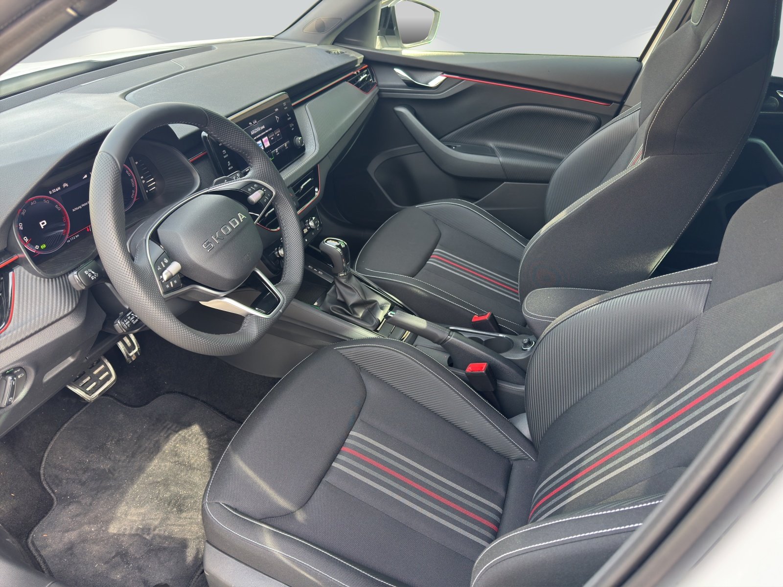 SKODA Kamiq 1.5 TSI Monte Carlo DSG, Petrol, New car, Automatic - 7