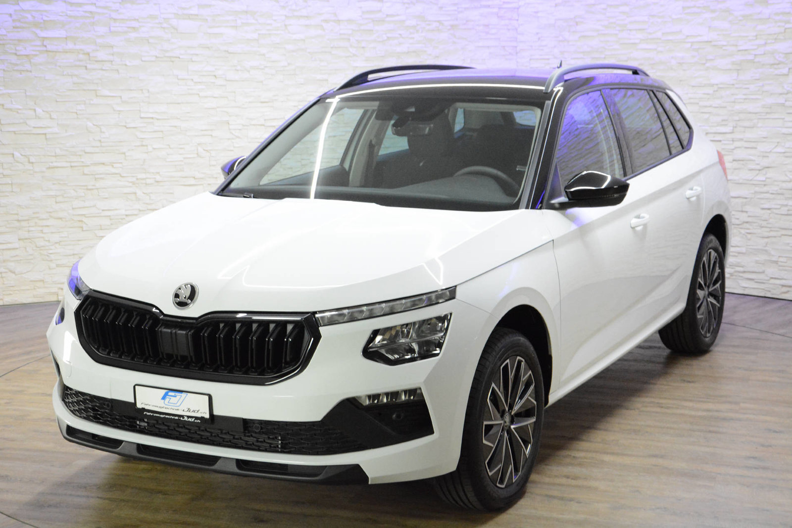 SKODA Kamiq 1.0 TSI Selection DSG, Petrol, New car, Automatic - 7