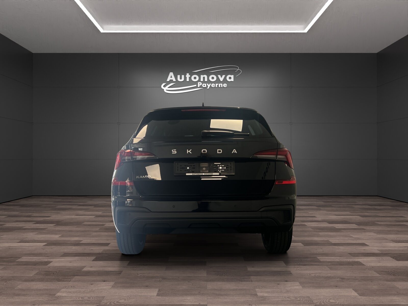 SKODA Kamiq 1.0 TSI Dynamic DSG, Petrol, New car, Automatic - 5