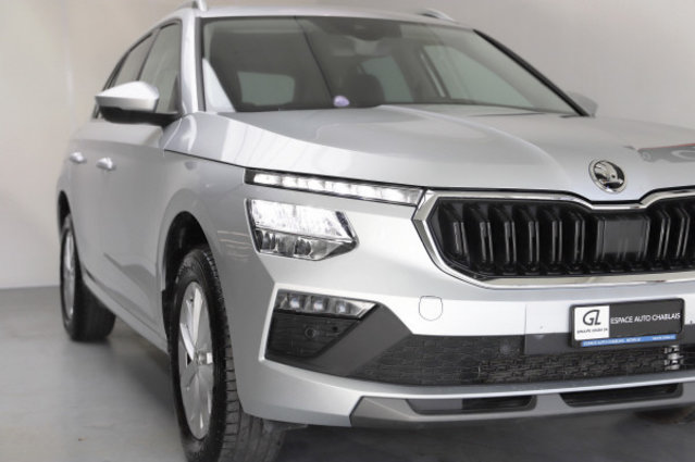 SKODA Kamiq 1.0 TSI Dynamic, Benzin, Occasion / Gebraucht, Automatik - 2