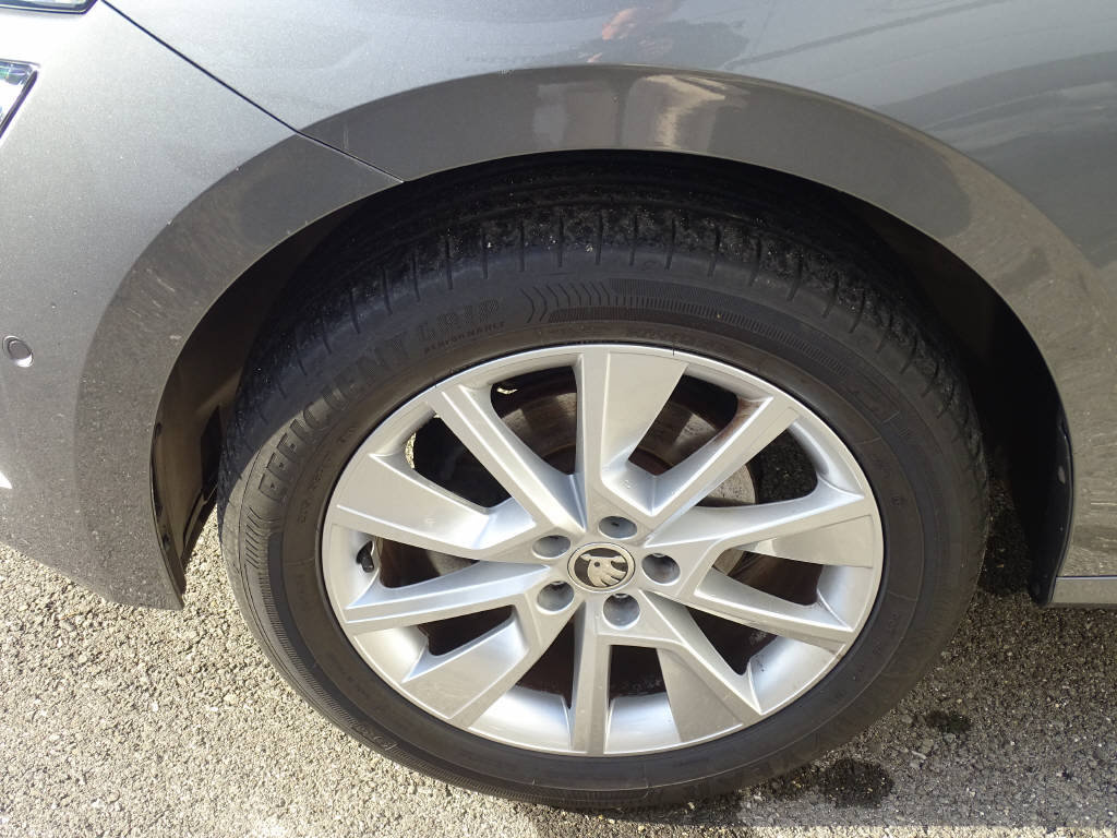 SKODA Kamiq 1.0 TSI Style DSG, Benzina, Occasioni / Usate, Automatico - 2