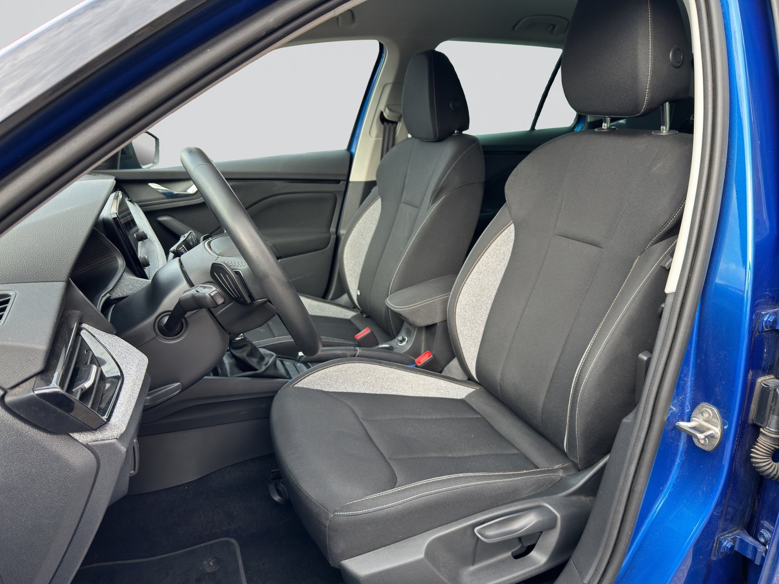 SKODA Kamiq 1.5 TSI Dynamic DSG Selection, Benzin, Occasion / Gebraucht, Automatik - 6