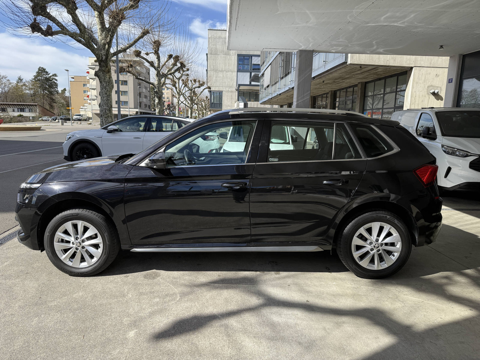 SKODA Kamiq 1.0 TSI Style DSG, Petrol, Second hand / Used, Automatic - 2