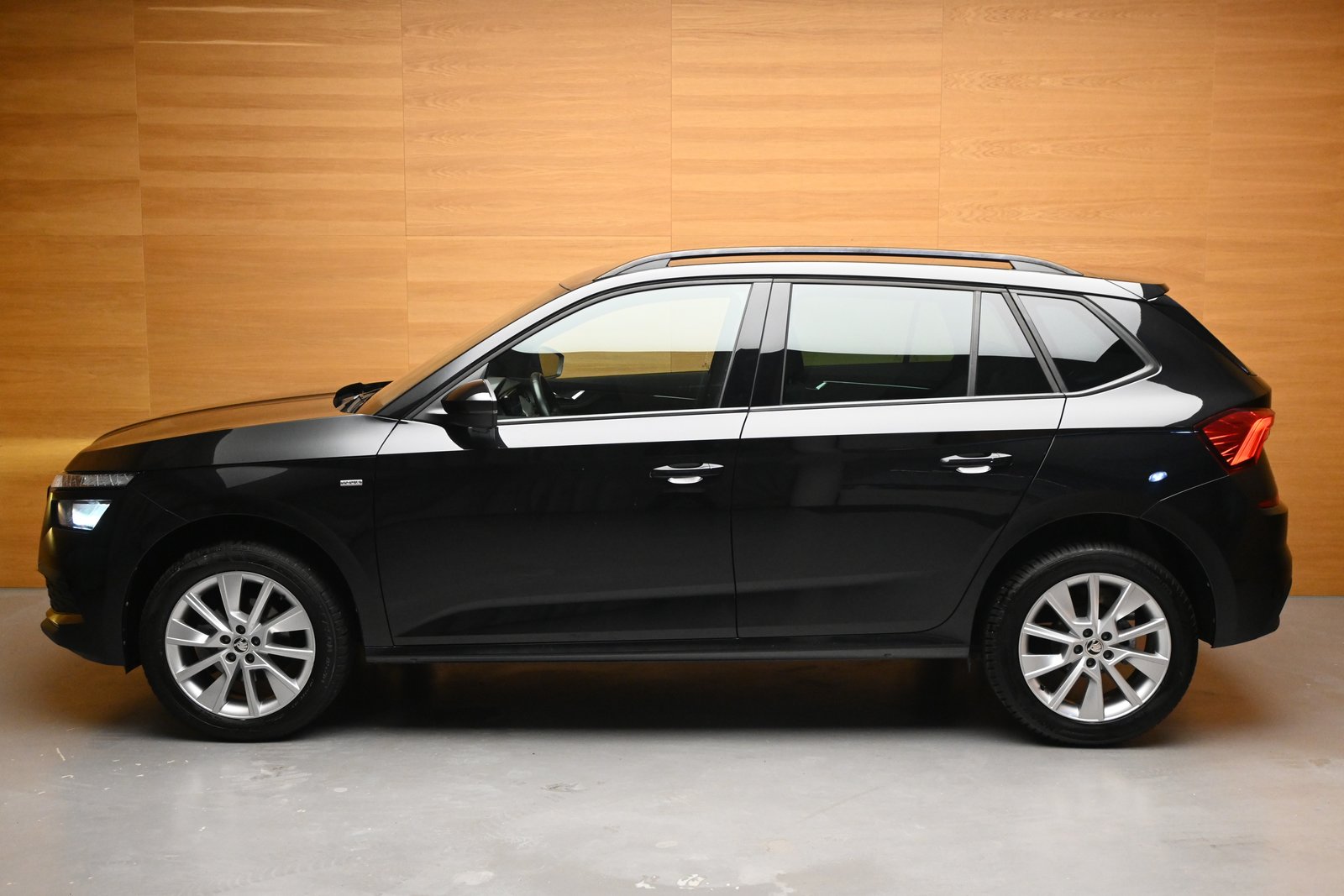 SKODA Kamiq 1.0 TSI Ambition DSG*Panoramadach*, Benzin, Occasion / Gebraucht, Automatik - 4