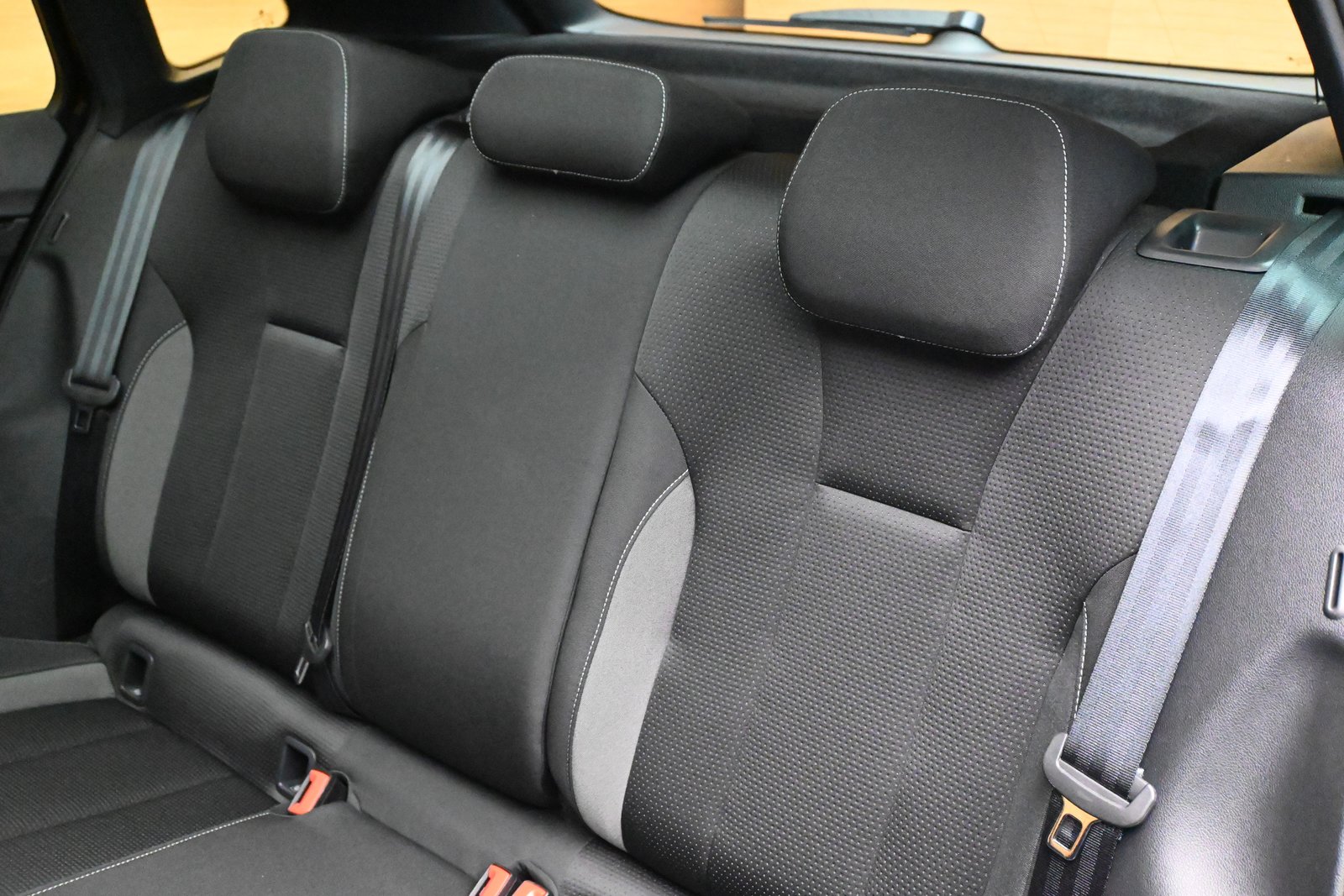 SKODA Kamiq 1.0 TSI Ambition DSG*Panoramadach*, Benzin, Occasion / Gebraucht, Automatik - 7