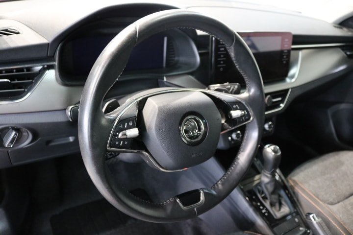 SKODA Kamiq 1.0 TSI Clever DSG, Petrol, Second hand / Used, Automatic - 3