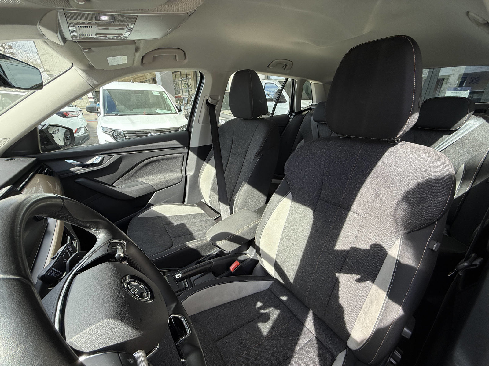 SKODA Kamiq 1.0 TSI Style DSG, Benzin, Occasion / Gebraucht, Automatik - 7
