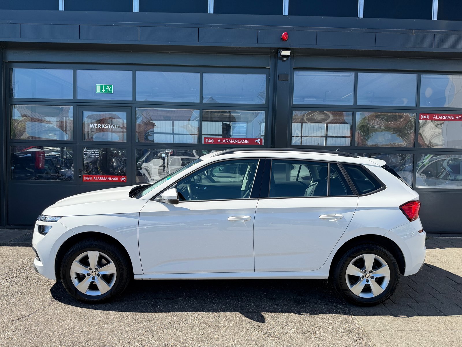 SKODA Kamiq 1.0 TSI Ambition DSG, Benzin, Occasion / Gebraucht, Automatik - 3