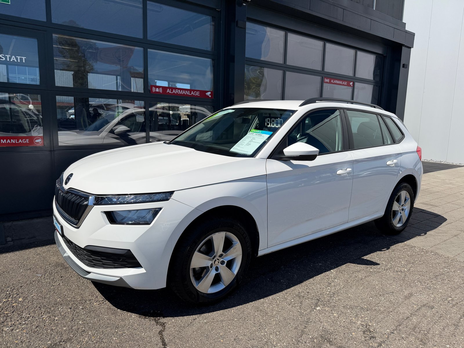 SKODA Kamiq 1.0 TSI Ambition DSG, Benzin, Occasion / Gebraucht, Automatik - 2