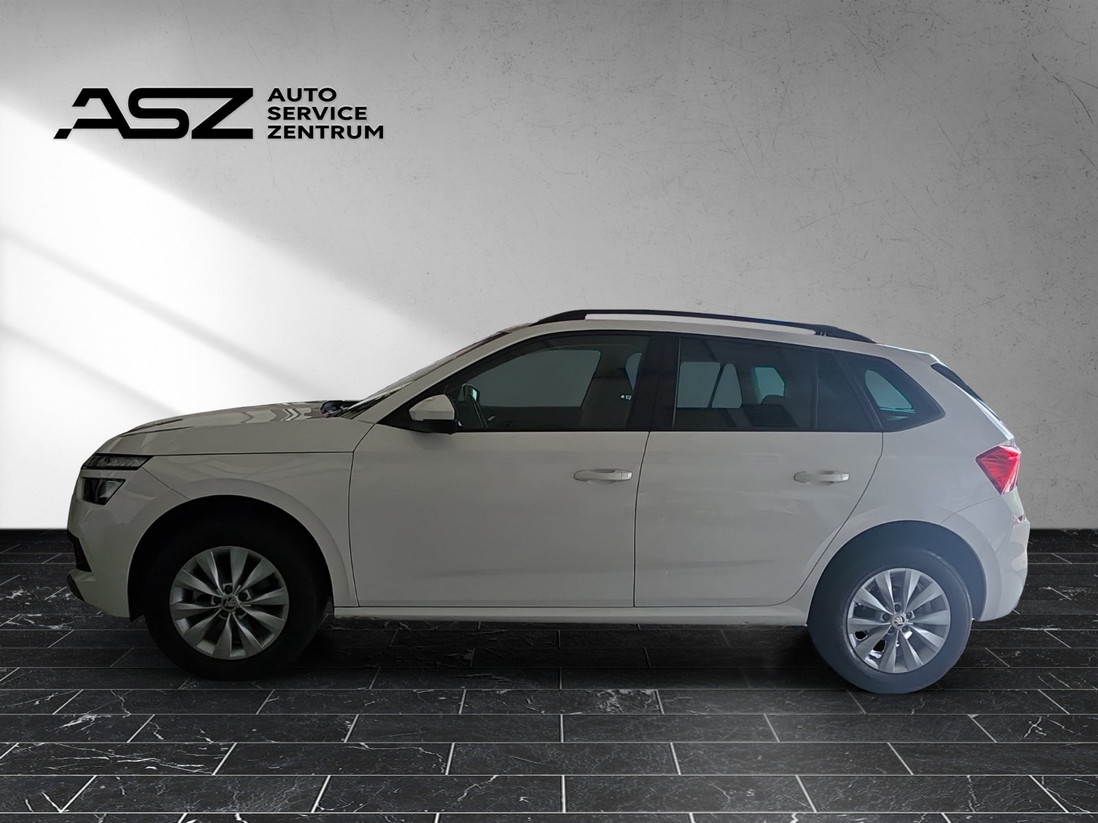 SKODA Kamiq 1.5 TSI Fresh DSG, Benzin, Occasion / Gebraucht, Automatik - 2