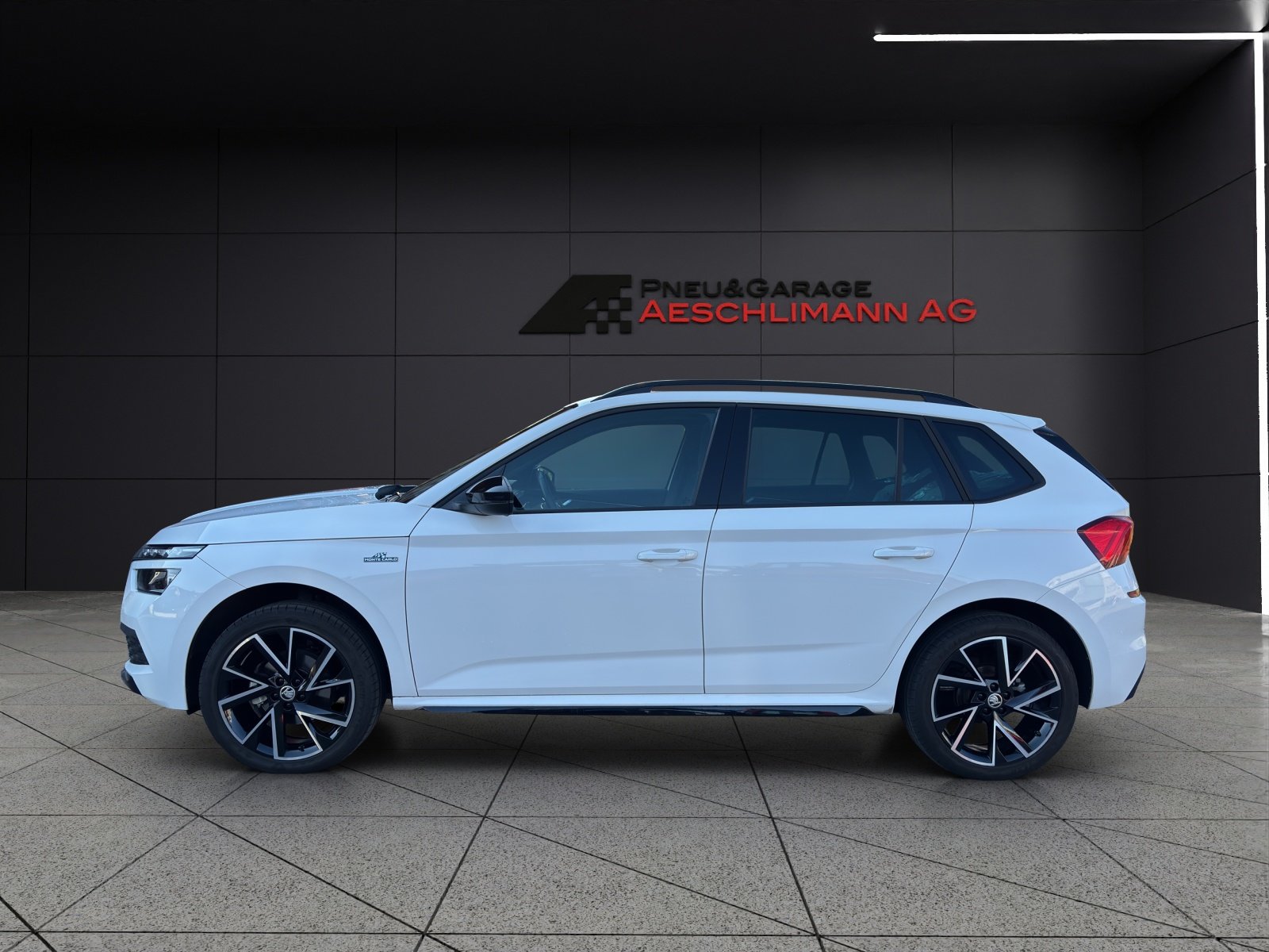 SKODA Kamiq 1.0 TSI Monte Carlo DSG, Benzin, Occasion / Gebraucht, Automatik - 3