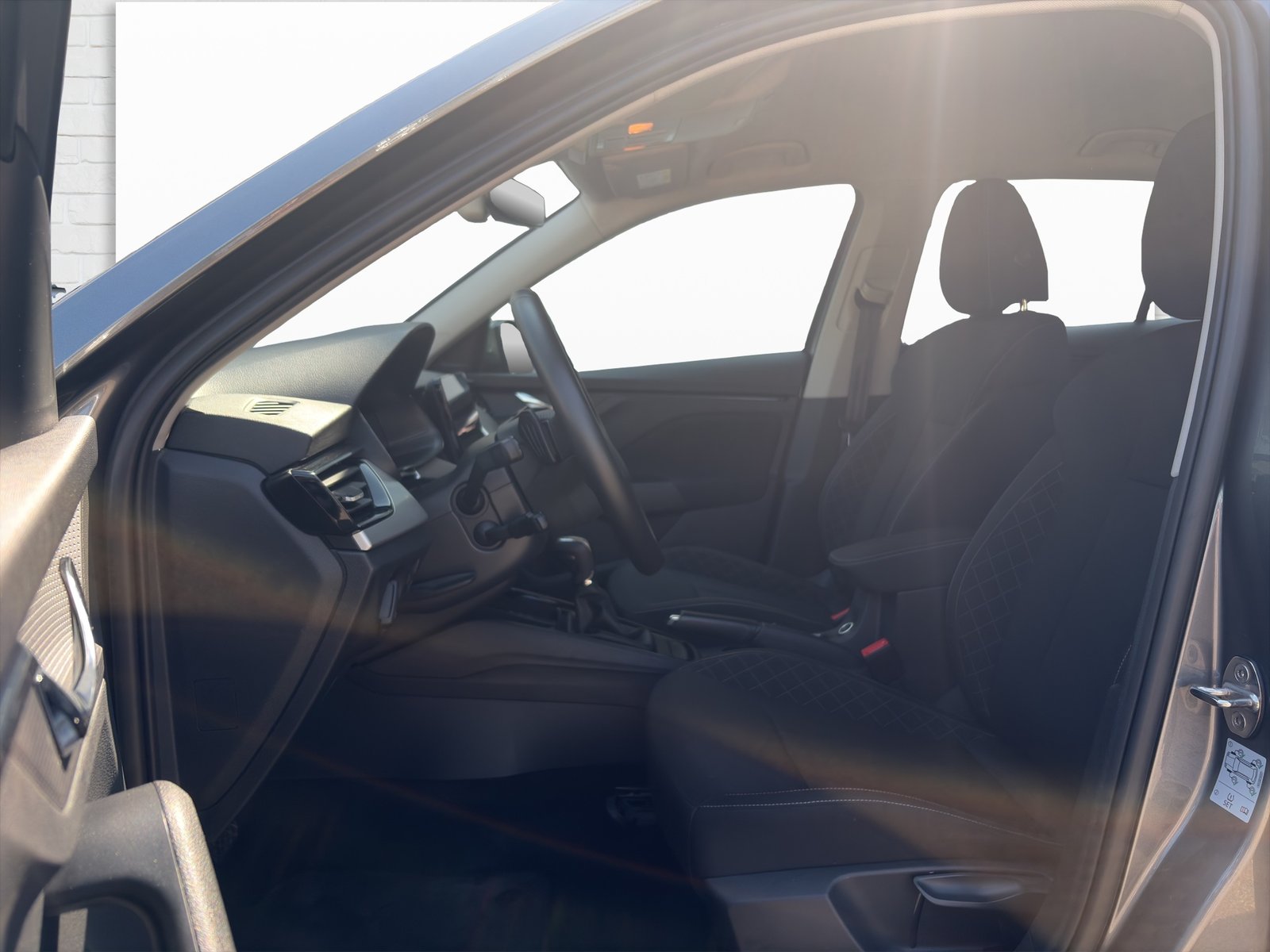 SKODA Kamiq 1.0 TSI Ambition DSG, Benzin, Occasion / Gebraucht, Automatik - 4
