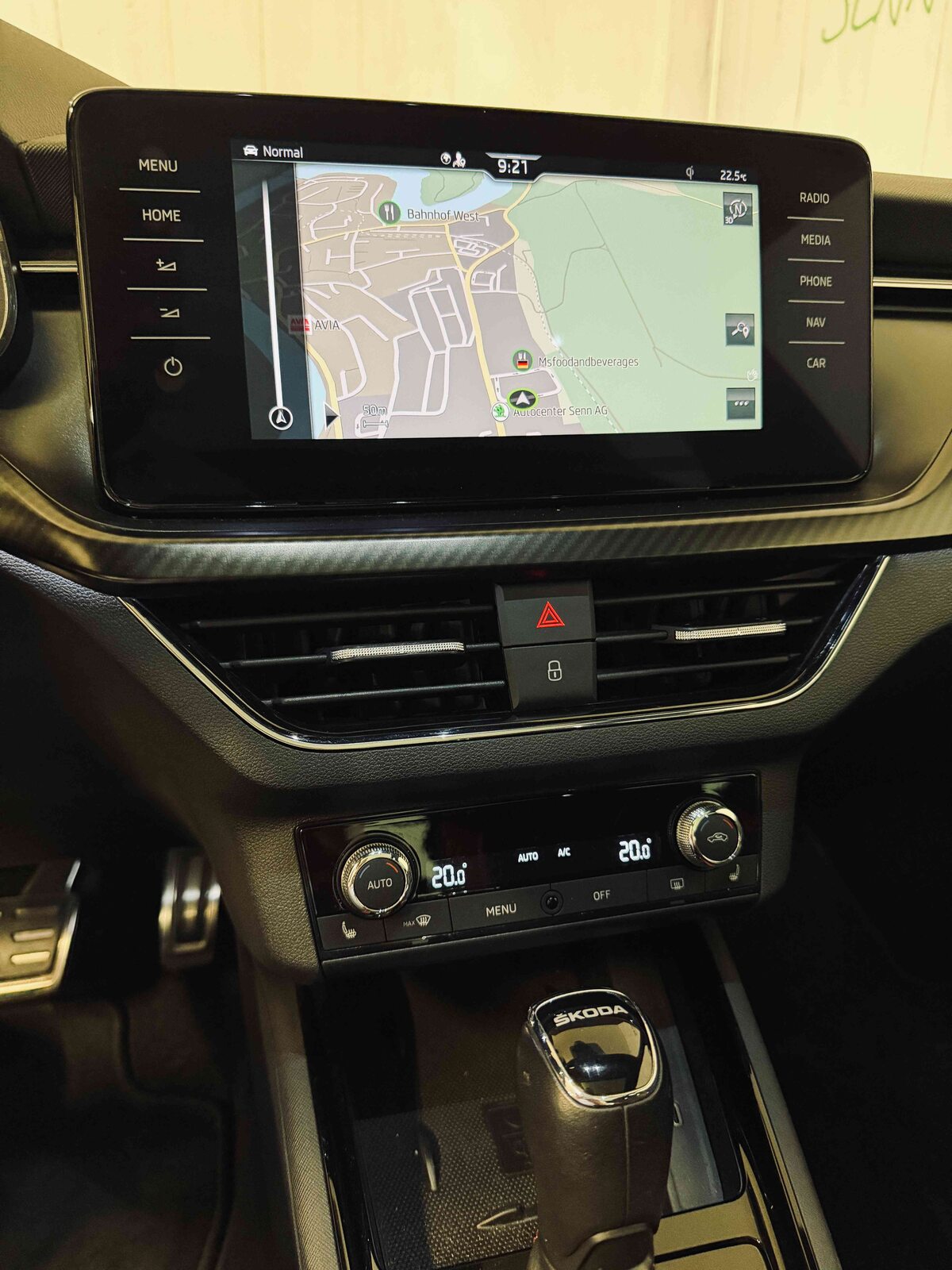 SKODA KAMIQ Monte Carlo, Benzin, Occasion / Gebraucht, Automatik - 5