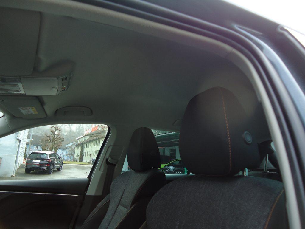 SKODA KAMIQ 1.0 TSI Clever, Petrol, Second hand / Used, Manual - 4