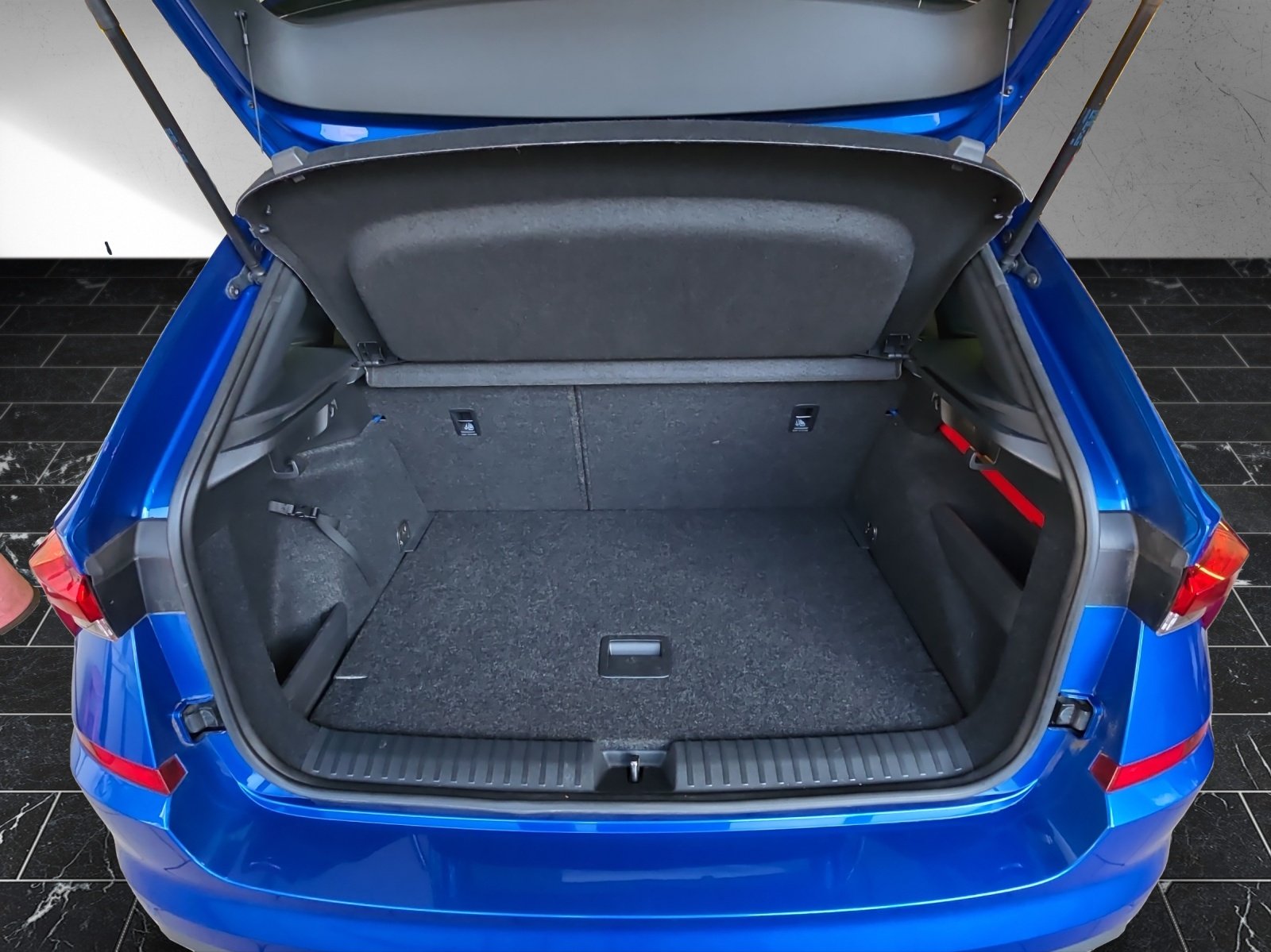 SKODA Kamiq 1.5 TSI Tour DSG, Petrol, Ex-demonstrator, Automatic - 5