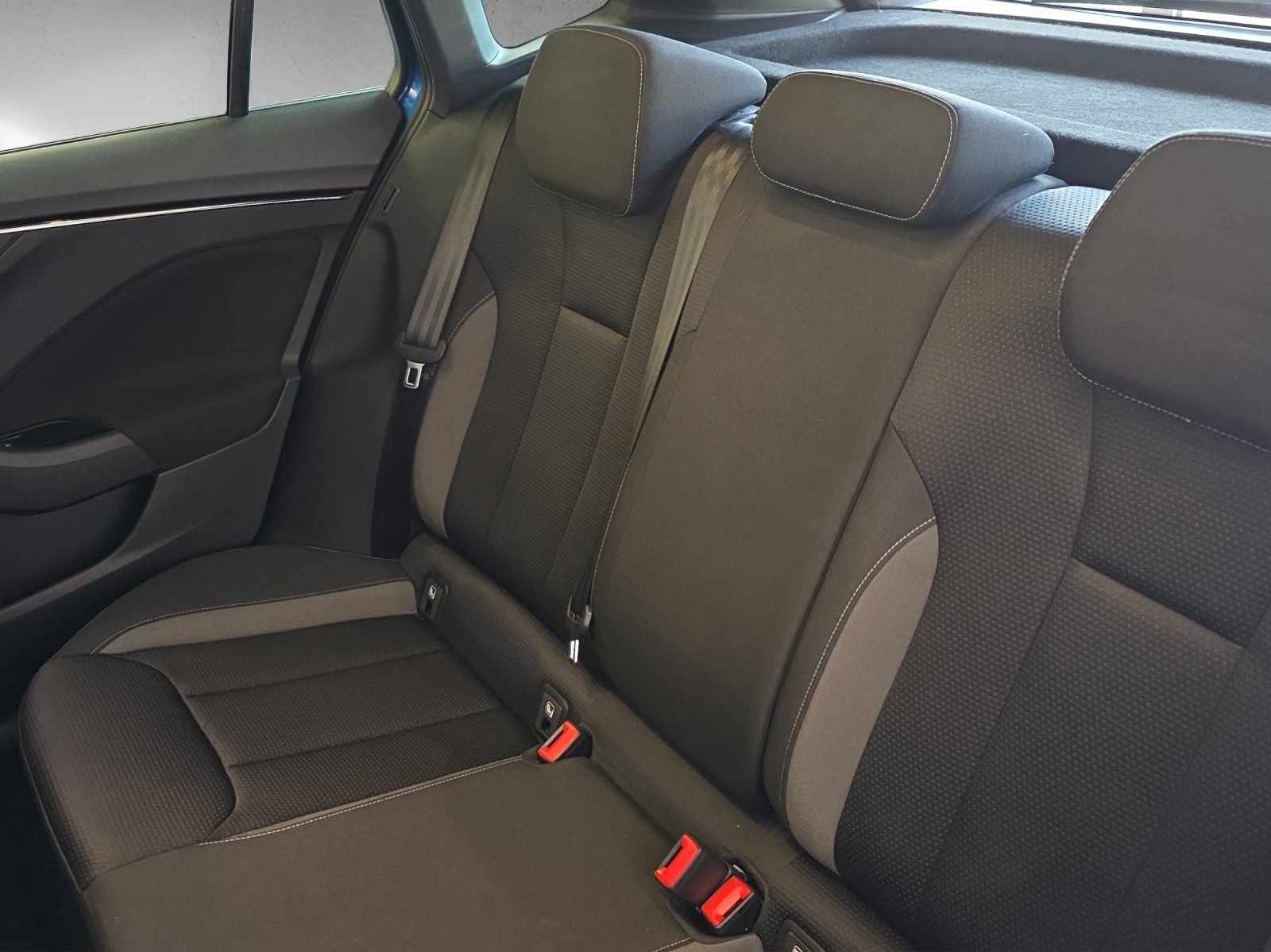 SKODA Kamiq 1.5 TSI Tour DSG, Petrol, Ex-demonstrator, Automatic - 6