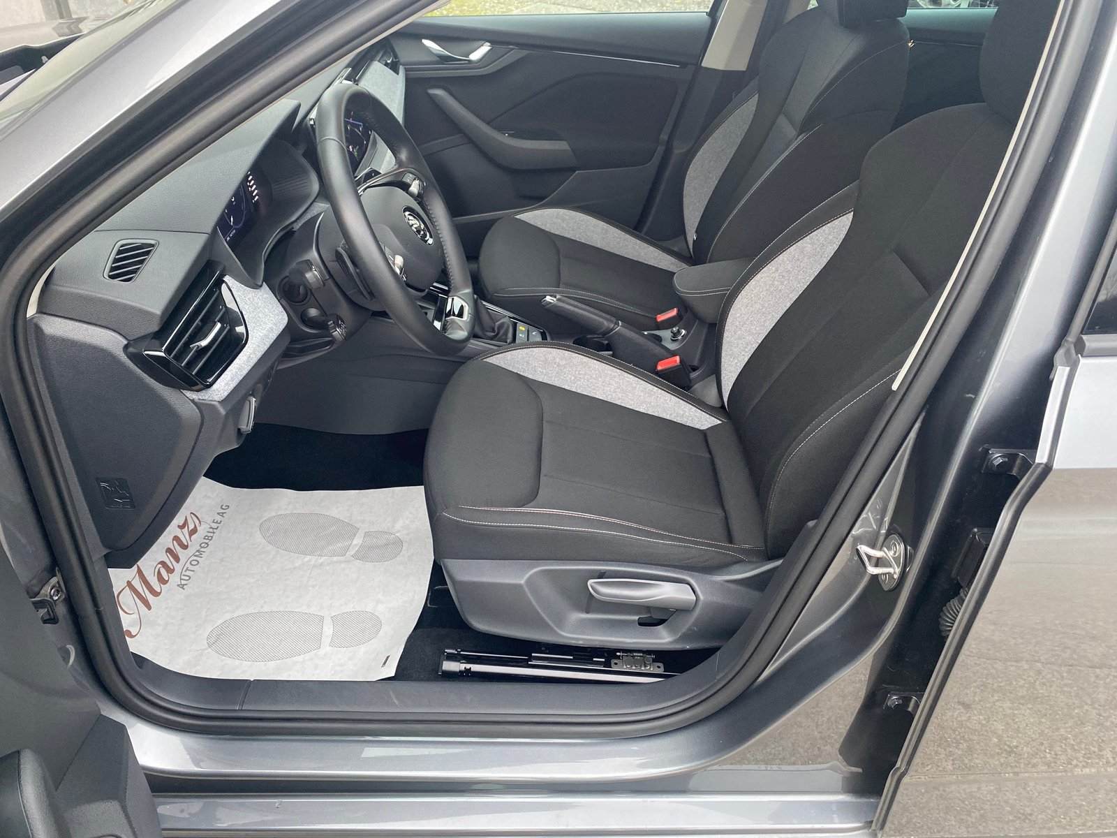 SKODA Kamiq 1.5 TSI 150PS Black Selection DSG **3 Jahre Werksgaran, Benzina, Occasioni / Usate, Automatico - 6