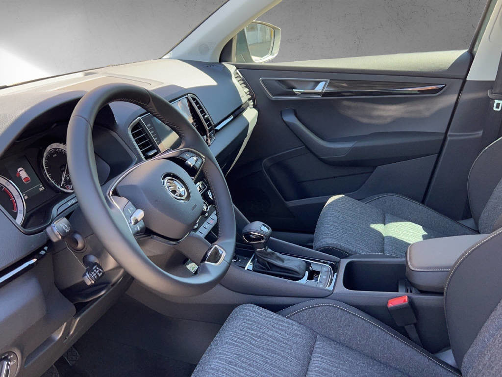 SKODA Karoq 1.5TSI Style, Benzin, Occasion / Gebraucht, Automatik - 7