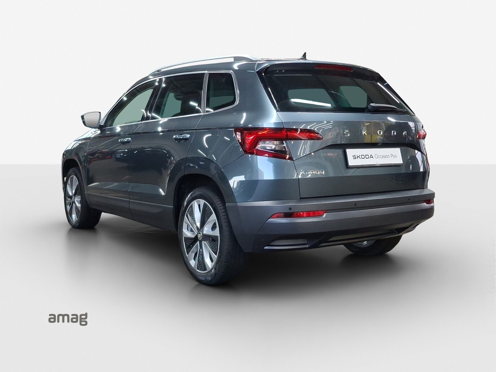 SKODA Karoq 1.5TSI Style, Petrol, Second hand / Used, Automatic - 3