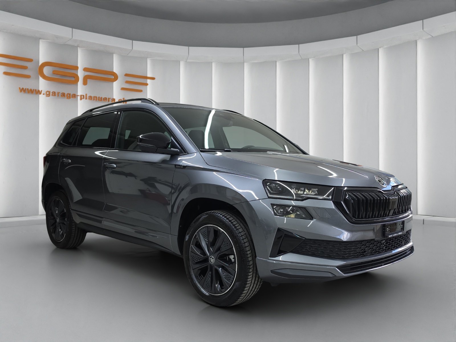 SKODA Karoq 2.0 TSI SportLine 4x4 DSG, Benzin, Neues Fahrzeug mit Tageszulassung, Automatik - 3