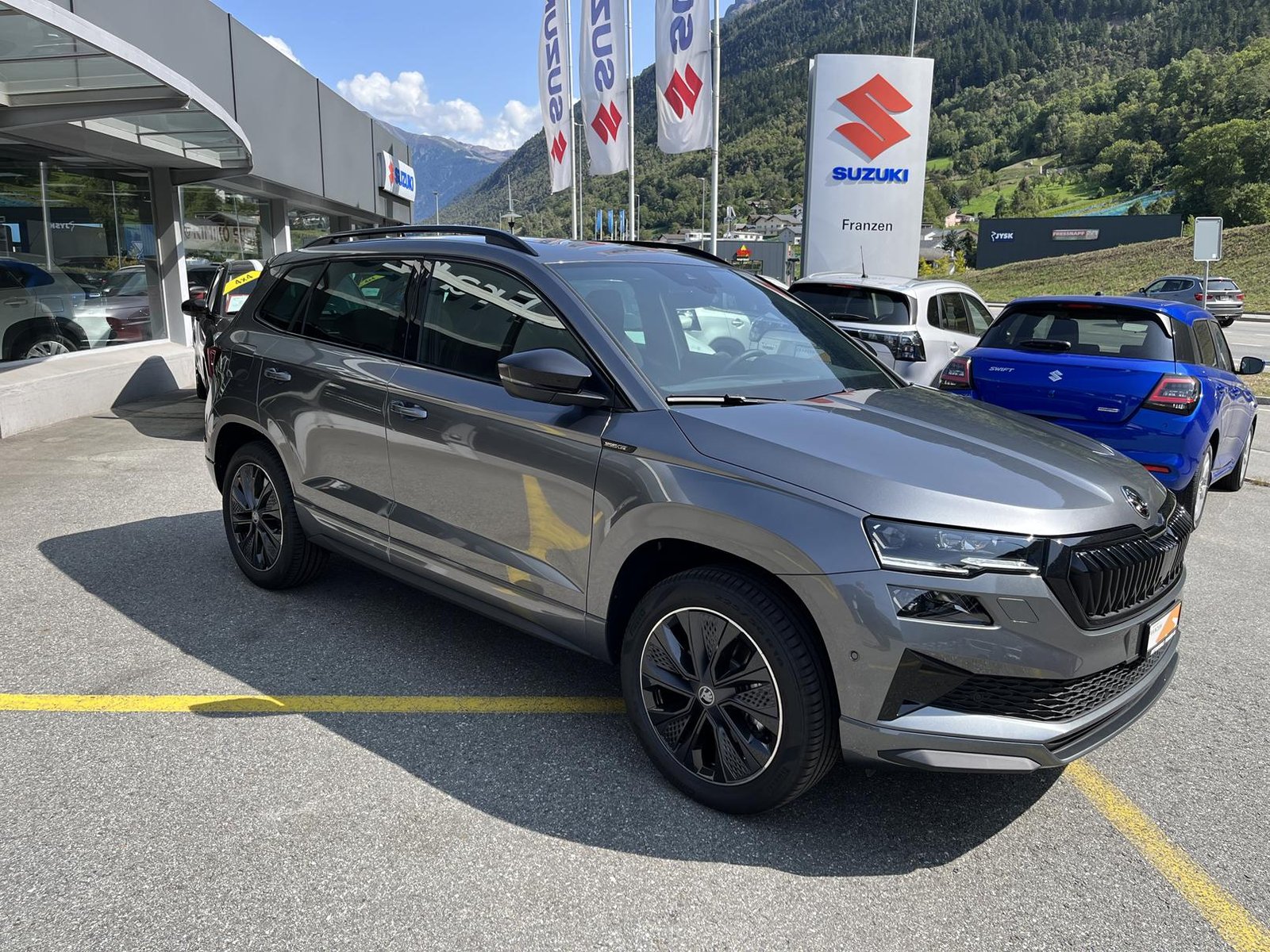 SKODA Karoq 2.0 TSI SportLine 4x4 DSG, Essence, Voiture nouvelle, Automatique - 3