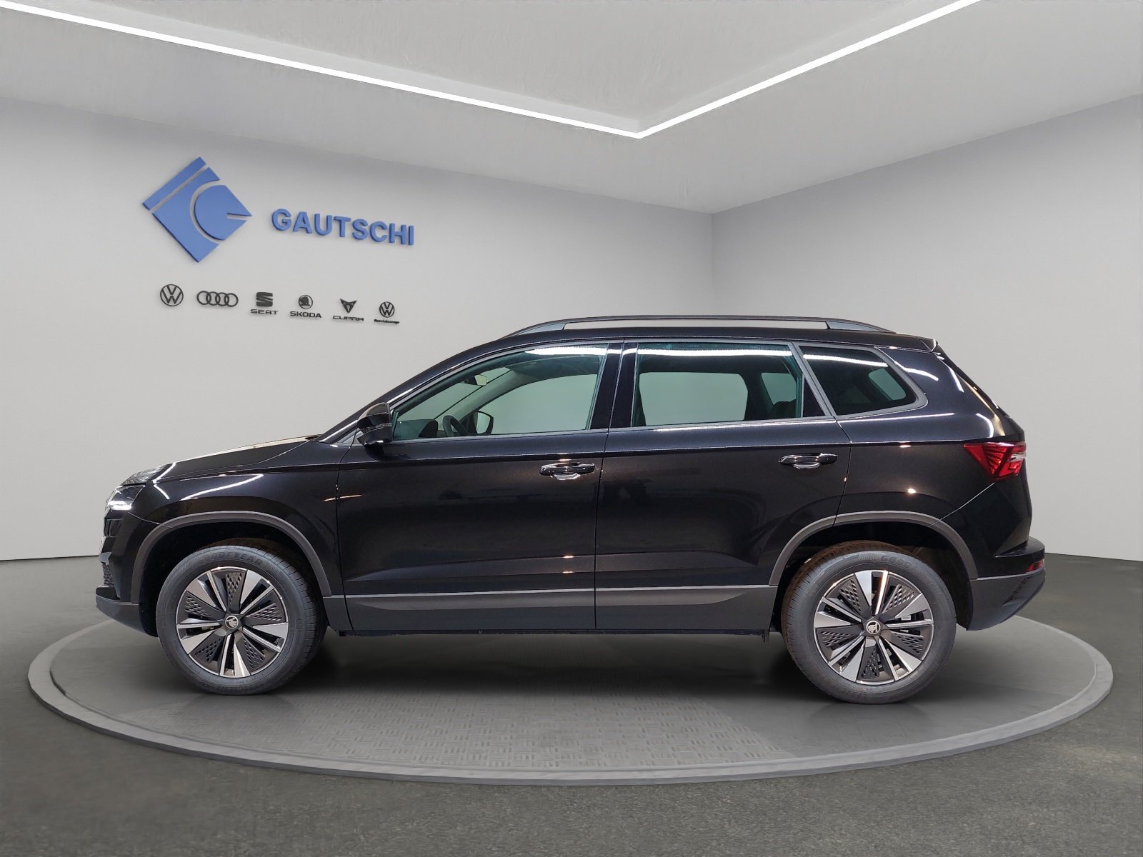SKODA Karoq 1.5 TSI Dynamic DSG, Benzin, Neuwagen, Automatik - 2