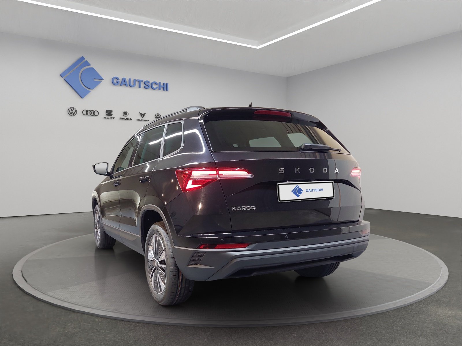 SKODA Karoq 1.5 TSI Dynamic DSG, Benzin, Neuwagen, Automatik - 3