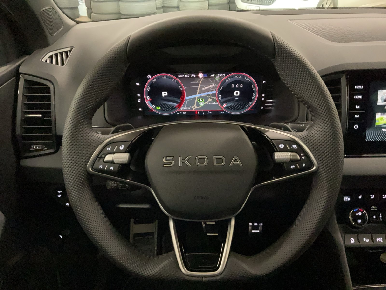 SKODA Karoq 2.0 TSI SportLine 4x4 DSG, Essence, Voiture nouvelle, Automatique - 7