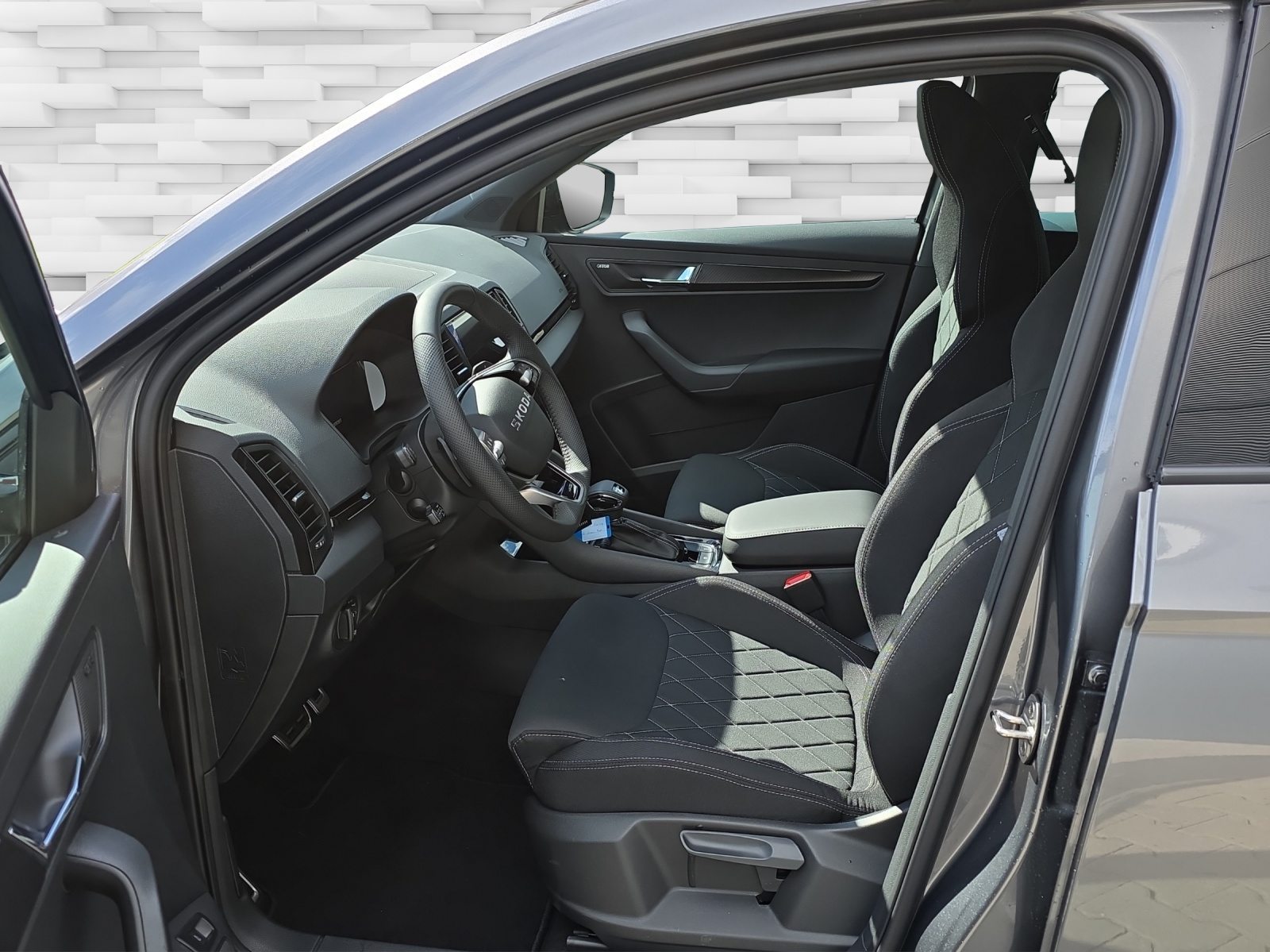 SKODA Karoq Sportline, Benzin, Neuwagen, Automatik - 5