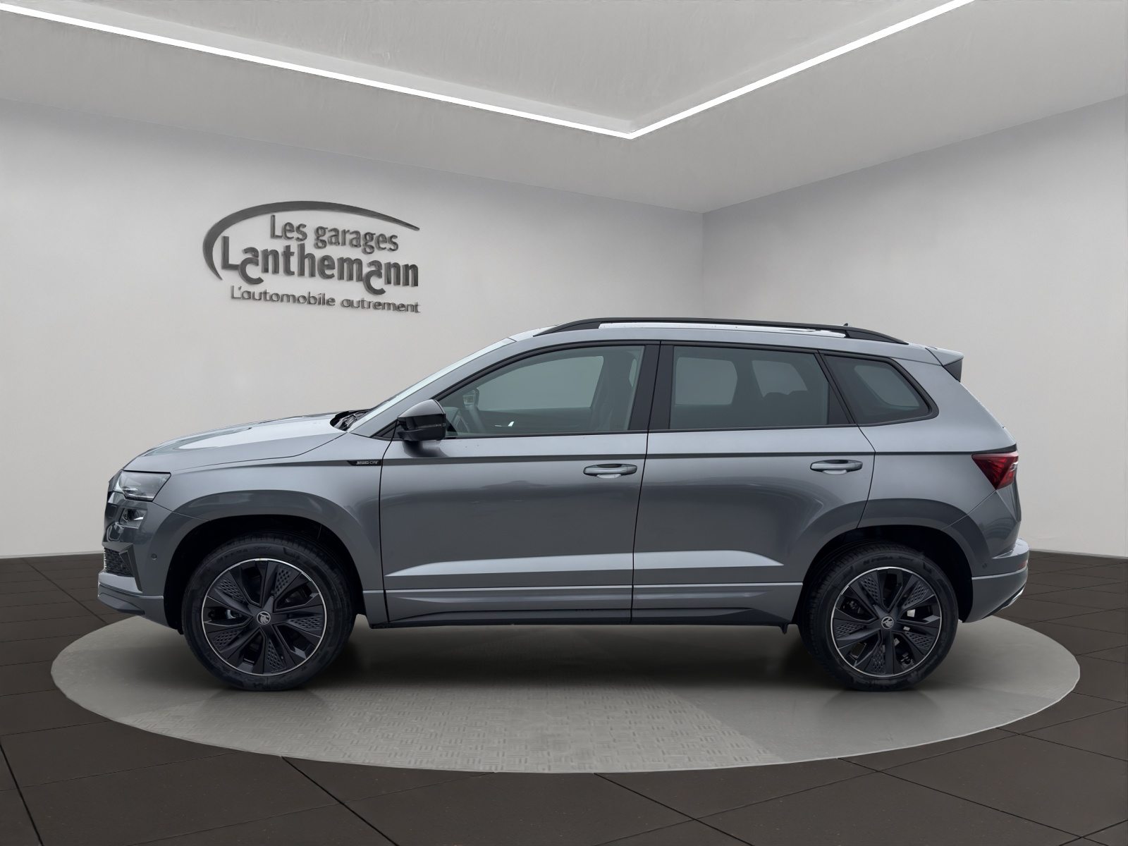 SKODA Karoq Sportline, Essence, Voiture nouvelle, Automatique - 2