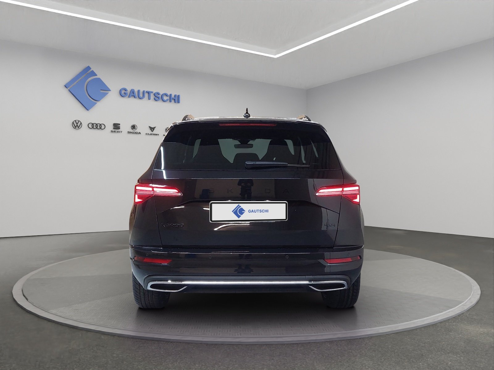 SKODA Karoq 2.0 TSI SportLine 4x4 DSG, Benzina, Auto nuove, Automatico - 4