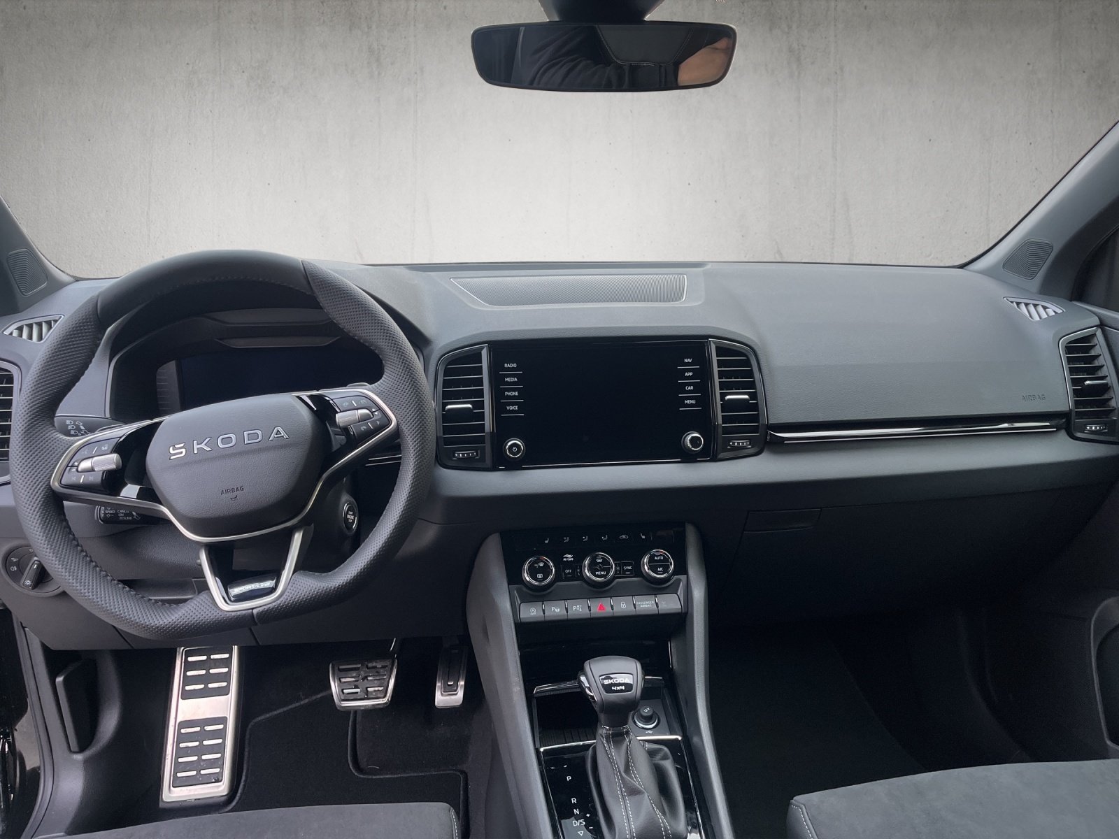 SKODA Karoq 2.0 TDI CR Sport Line 4x4 DSG, Diesel, New car, Automatic - 7