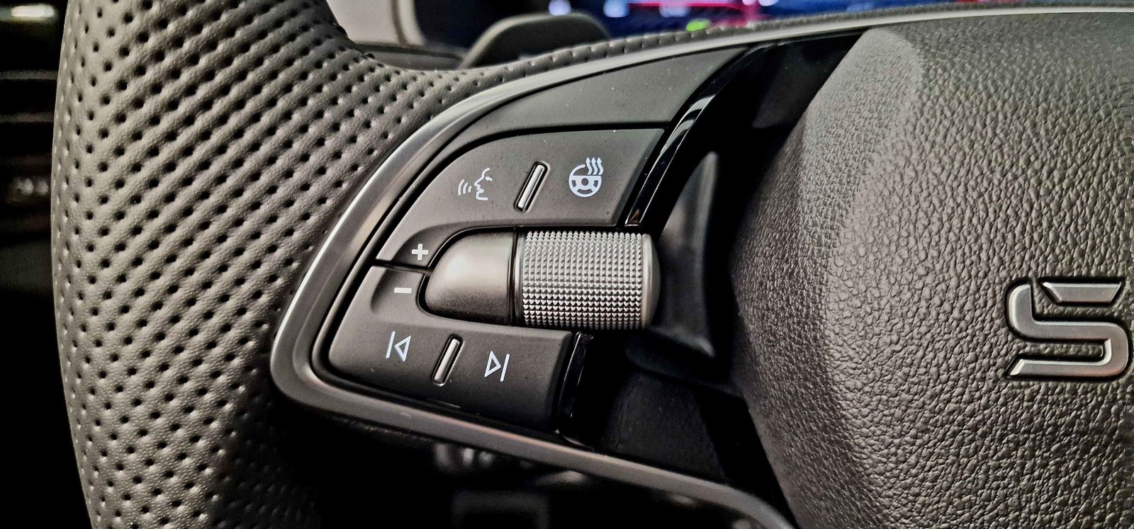 SKODA Karoq Sportline, Benzina, Auto nuove, Automatico - 6