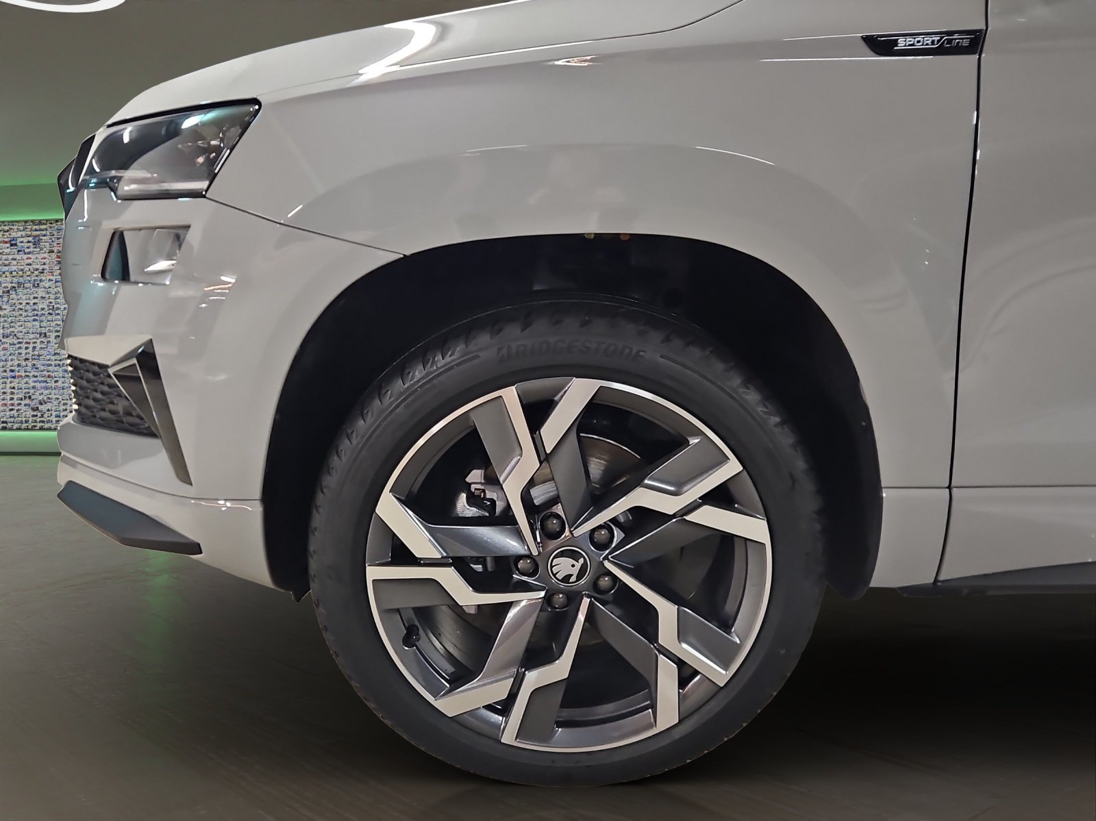 SKODA Karoq 2.0 TSI SportLine 4x4 DSG, Benzin, Neuwagen, Automatik - 6
