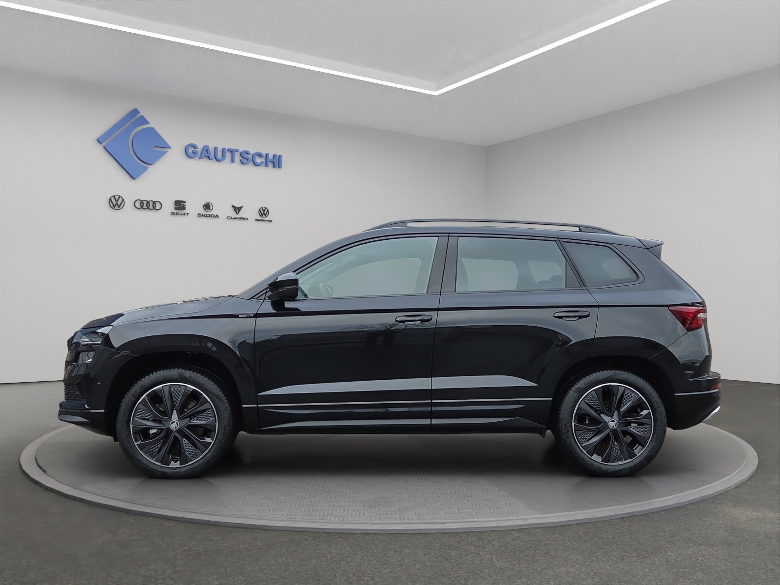 SKODA Karoq 2.0 TSI SportLine 4x4 DSG, Petrol, New car, Automatic - 2