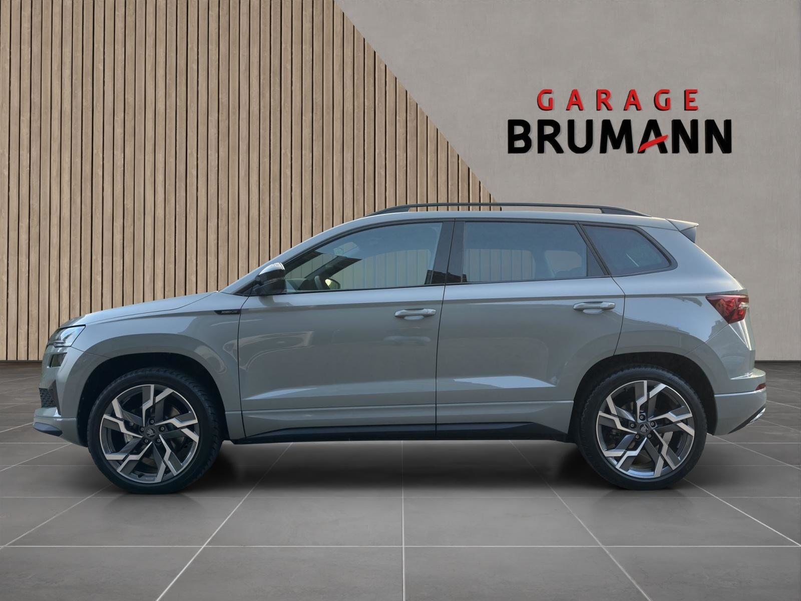 SKODA Karoq SportLine 2.0 TSI 4x4, Benzin, Neuwagen, Automatik - 2