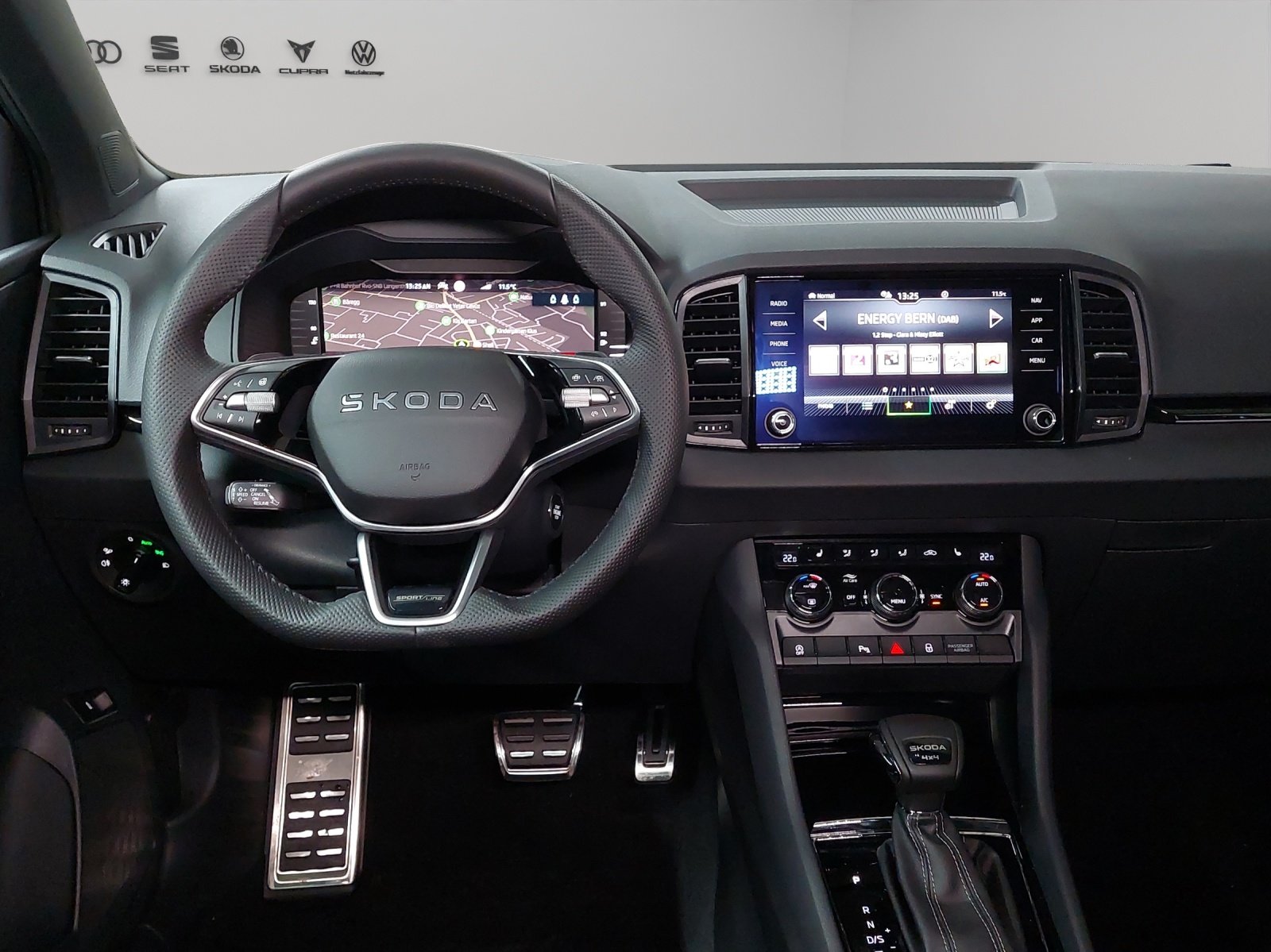 SKODA Karoq 2.0 TSI SportLine 4x4 DSG, Benzin, Neuwagen, Automatik - 7