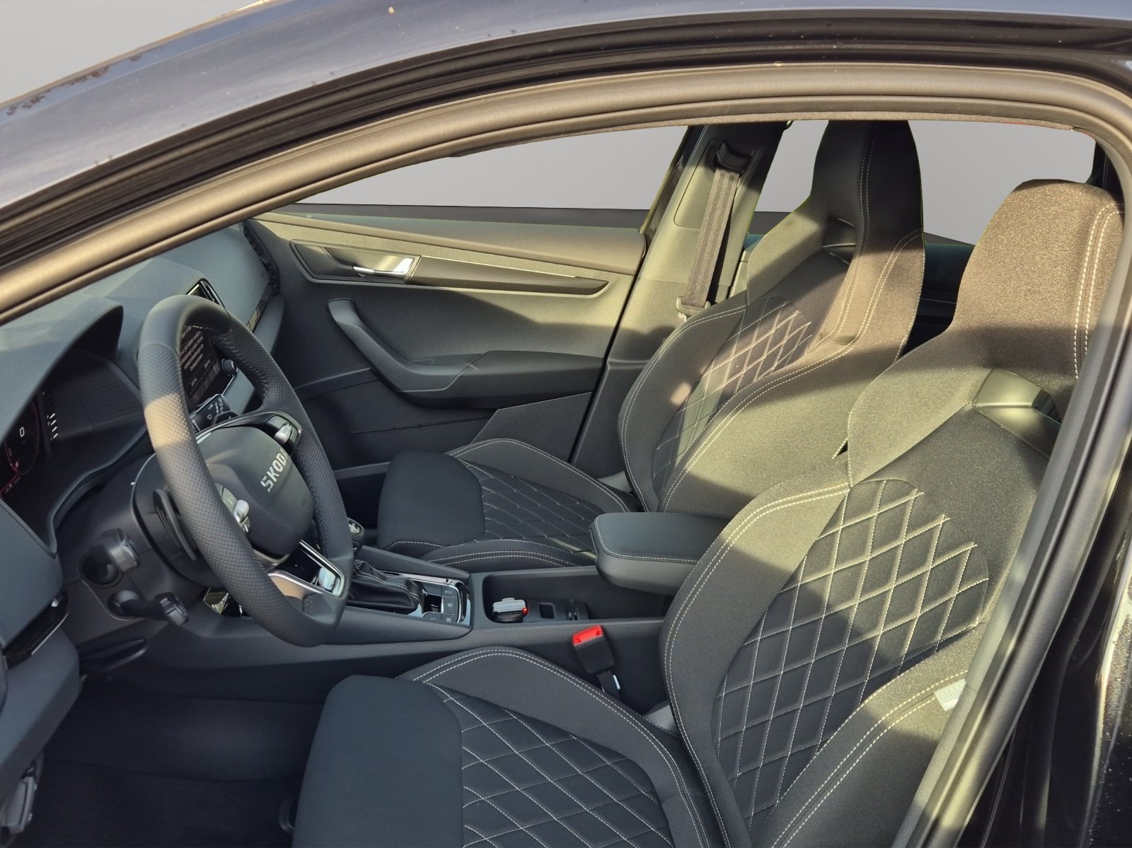 SKODA Karoq 2.0 TSI SportLine 4x4 DSG, Benzina, Auto nuove, Automatico - 6