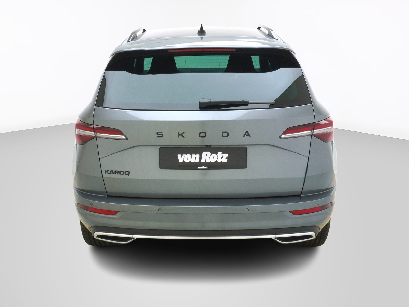 SKODA Karoq 2.0 TSI SportLine DSG 4x4, Petrol, New car, Automatic - 3