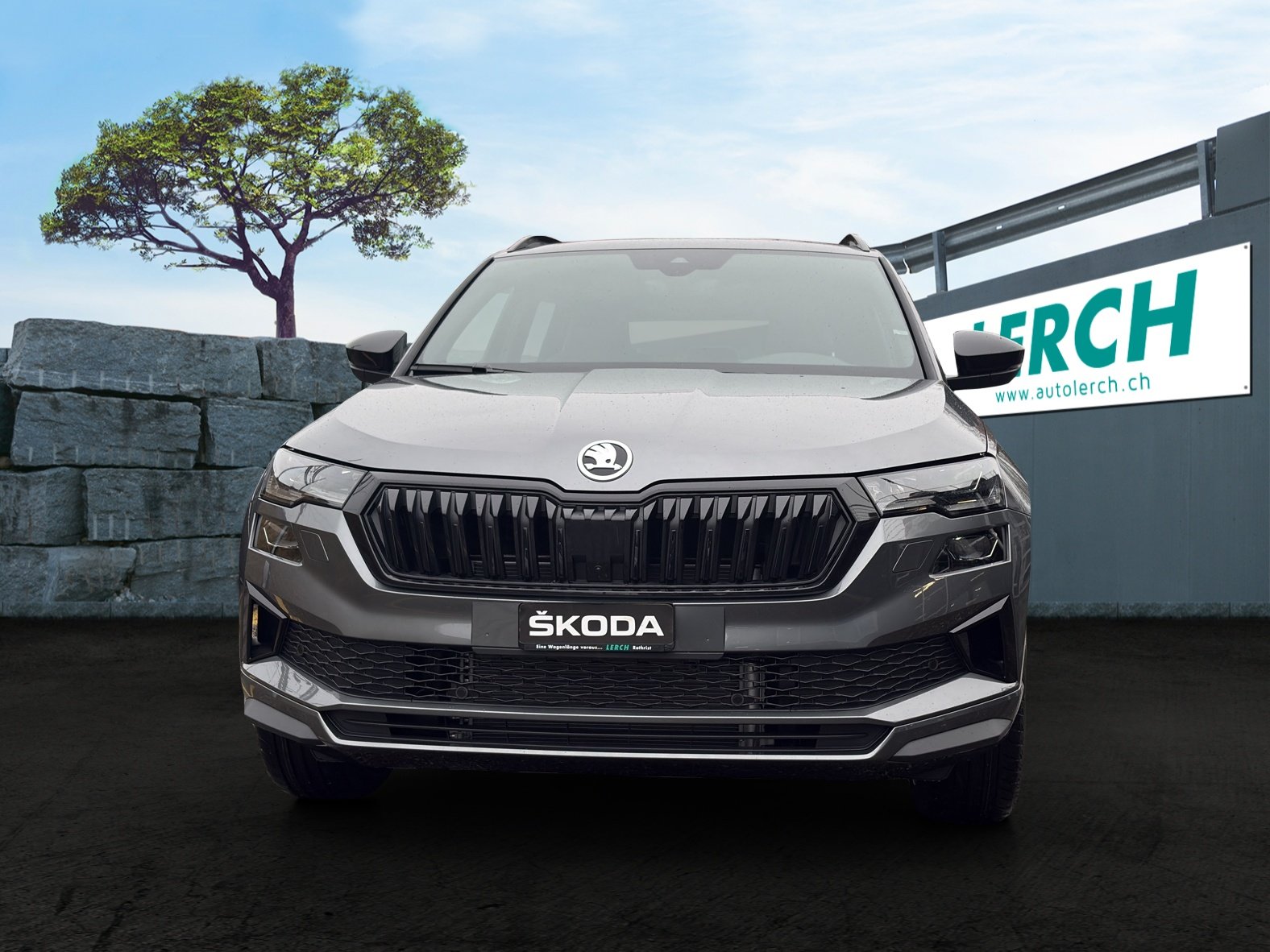 SKODA Karoq 2.0 TSI SportLine 4x4 DSG, Petrol, New car, Automatic - 2