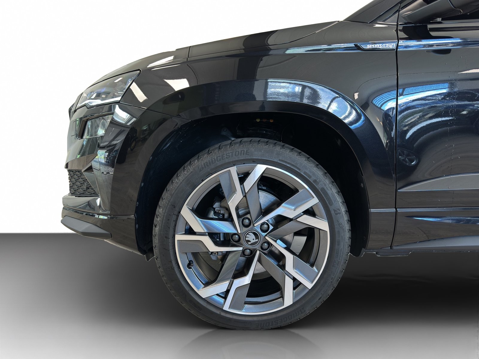 SKODA Karoq 2.0 TSI SportLine 4x4 DSG, Benzin, Neuwagen, Automatik - 2
