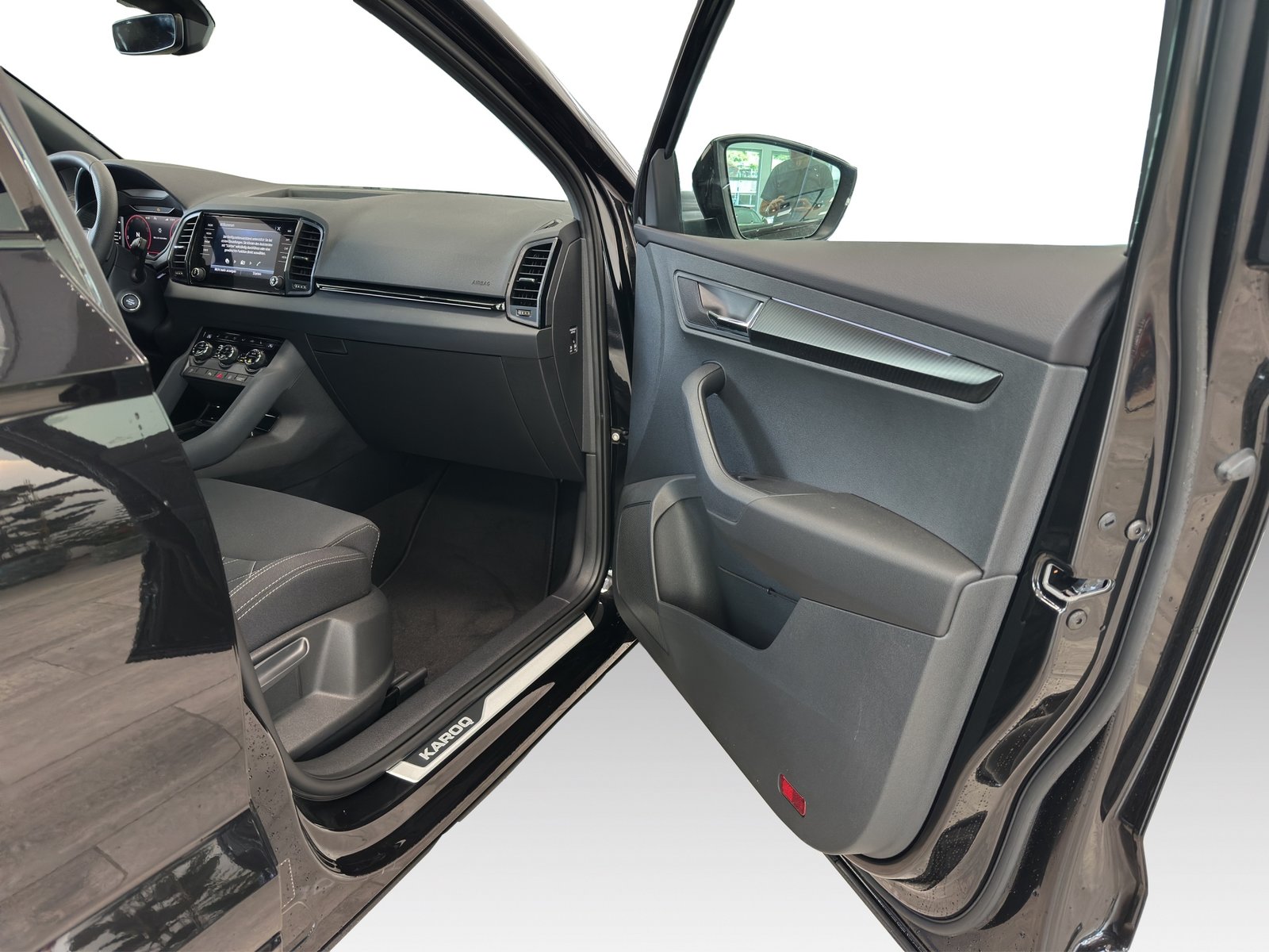 SKODA Karoq 2.0 TSI SportLine 4x4 DSG, Benzin, Neuwagen, Automatik - 6