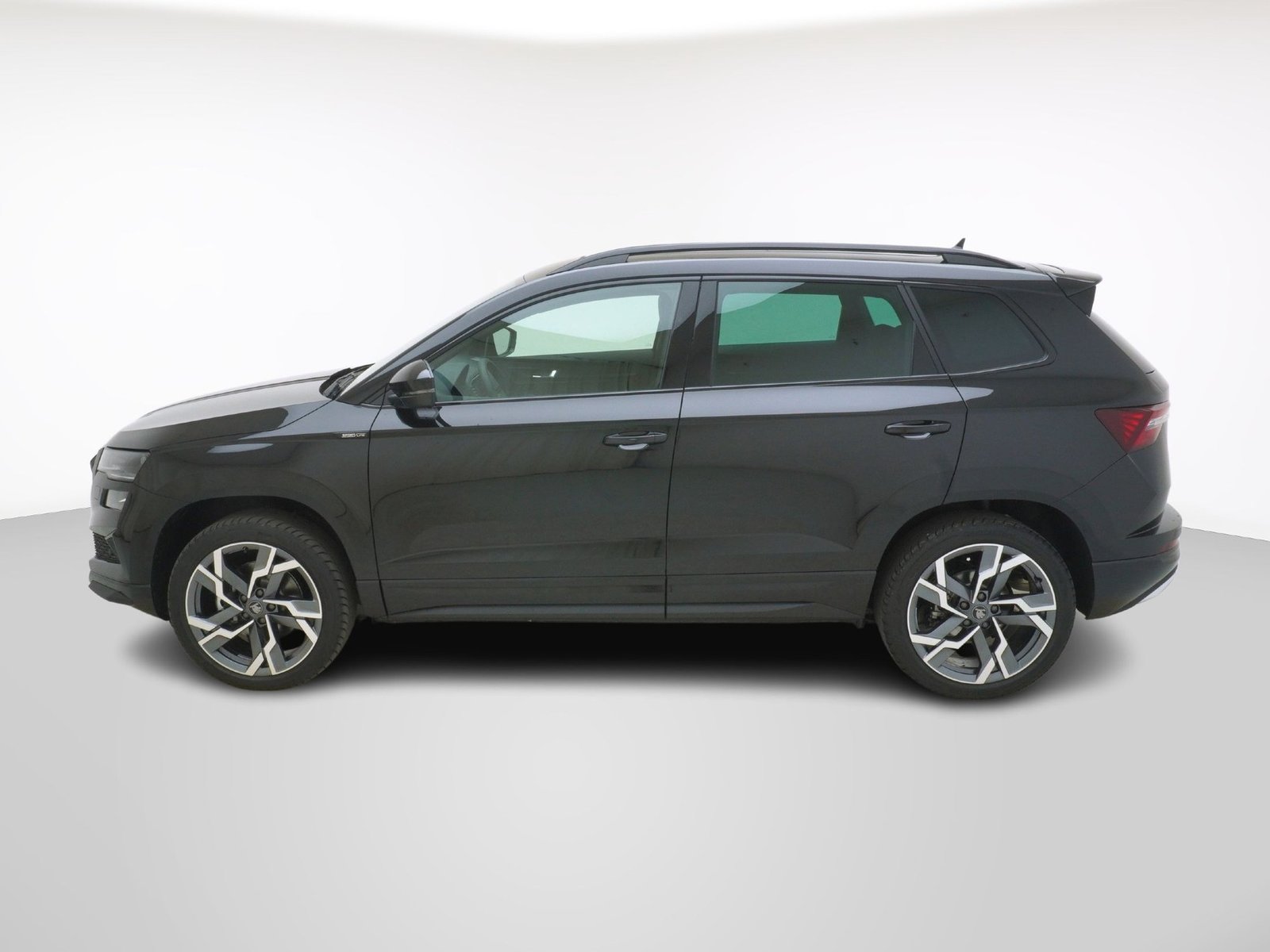 SKODA Karoq 2.0 TDI SportLine DSG 4x4, Diesel, New car, Automatic - 2